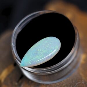 Special Lightning Ridge White Opal 3.1 ct