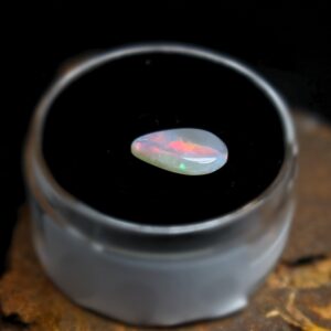 Wonderful Coober Pedy Crystal Opal 0.90 ct