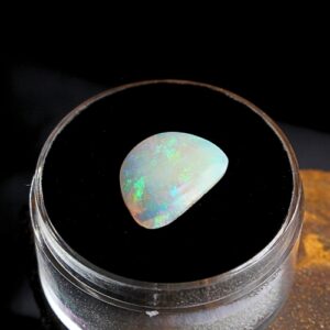 Dreamy Lightning Ridge Crystal Opal 1.90 ct
