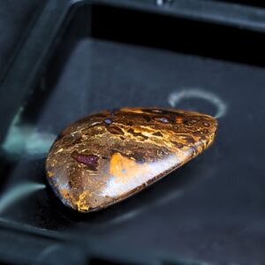 Delicate Queensland Boulder Opal 27.80 ct