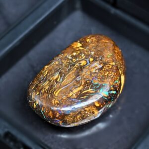 Likable Queensland Boulder Opal 86.50 ct