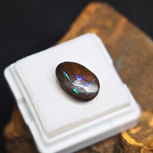 Admiring Queensland Boulder Opal 6.60 ct