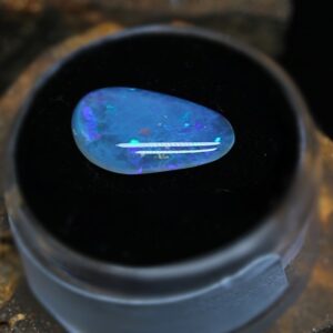 Charming Coober Pedy Solid Crystal Opal 2.05 ct