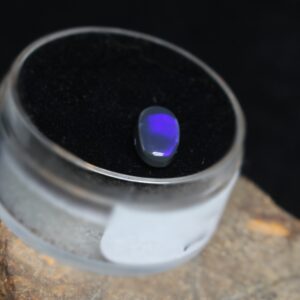 Delightful Lightning Ridge Black Opal 0.95 ct