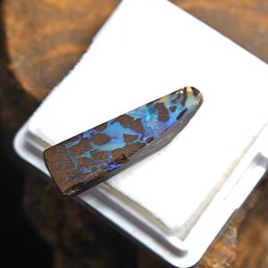 Brilliant Queensland Boulder Opal 8.10 ct