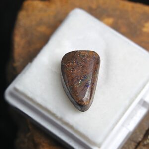 Agreeable Queensland Boulder Opal 5.80 ct