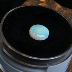 Brilliant Lightning Ridge Crystal Opal 0.95 ct