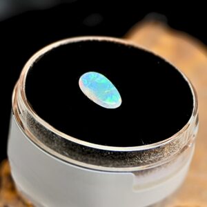 Entertaining Coober Pedy Crystal Opal 0.35 ct