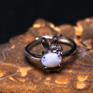 The Bunny Coober Pedy White Opal 1.00 ct 925 Silver Adjustable Ring Size 7