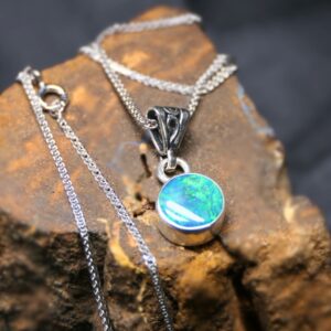 Glamourous Lightning Ridge Doublet Opal 0.40 G Handcrafted One-Off Fine Silver Necklace