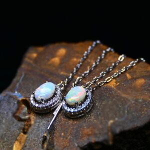 Fetching Coober Pedy Crystal Opal 1.65 ct 925 Silver Drop Earrings