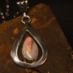 Bespoke Handcrafted One-Off Lightning Ridge Dark Opal 3.00 ct 925 Silver Necklace