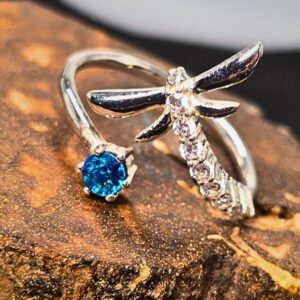 The Dragonfly Lightning Ridge Doublet Opal 0.05 G 925 Silver Adjustable Ring Size US 8+1⁄2