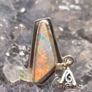 "Celeste d'Amour" Lightning Ridge White Opal 2.00 Ct Custom-made Handcrafted in 925 Silver Pendant