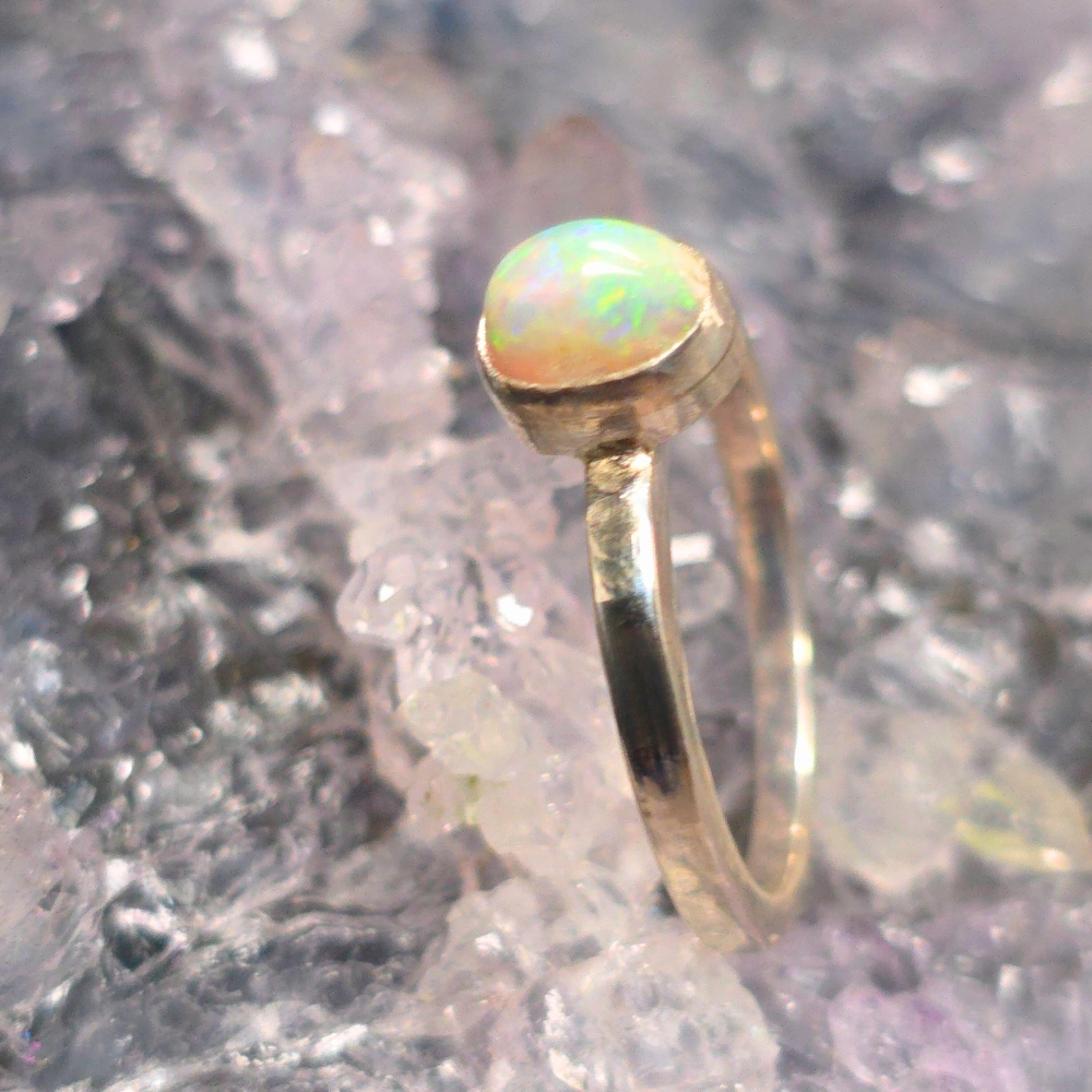 ORCOSPO-1033.7 1.00 ct natural Crystal Opal ring Lightning Ridge Handmade 925 silver green, blue, pink, gold play of colour Ring Size US 7.25