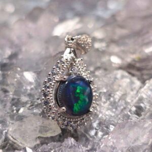 "Evorbia" Lightning Ridge Black Opal 1.80 ct 925 Silver Pendant