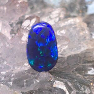 Elysia Vanta Lightning Ridge Black Opal 2.80ct