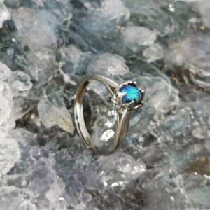 Avenylis Lightning Ridge Crystal Opal 0.70ct S925 Silver Adjustable Ring Size US 6
