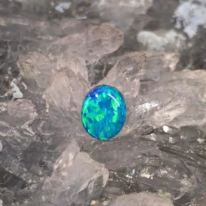 Ondelira Lightning Ridge Doublet Opal 0.24g