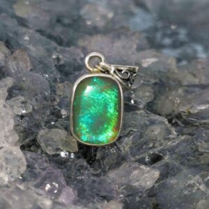Zelareth Lightning Ridge Natural Dark Crystal Opal 7.00 ct S925 Silver Handmade Pendant