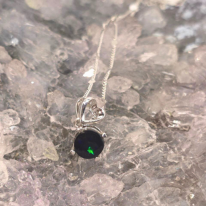 Aurenyae Lightning Ridge Natural Black Opal 1.25 ct S925 Silver Necklace