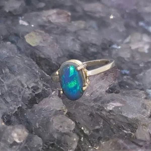 Averynne Lightning Ridge Natural Dark Opal 3.00 ct Custom-made S925 Silver Ring Size US 7