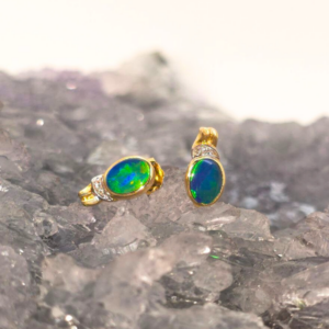 Noevéa Lightning Ridge Doublet Opal 0.4G Custom-made Stud Earrings in 14 Carat Yellow Gold with Natural Diamonds