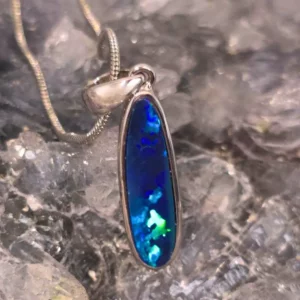 Lightning Ridge blue and green-coloured natural doublet opal 0.4g rhodium-plated 925 sterling silver handmade necklace with 40 cm + 5 cm adjustable chain